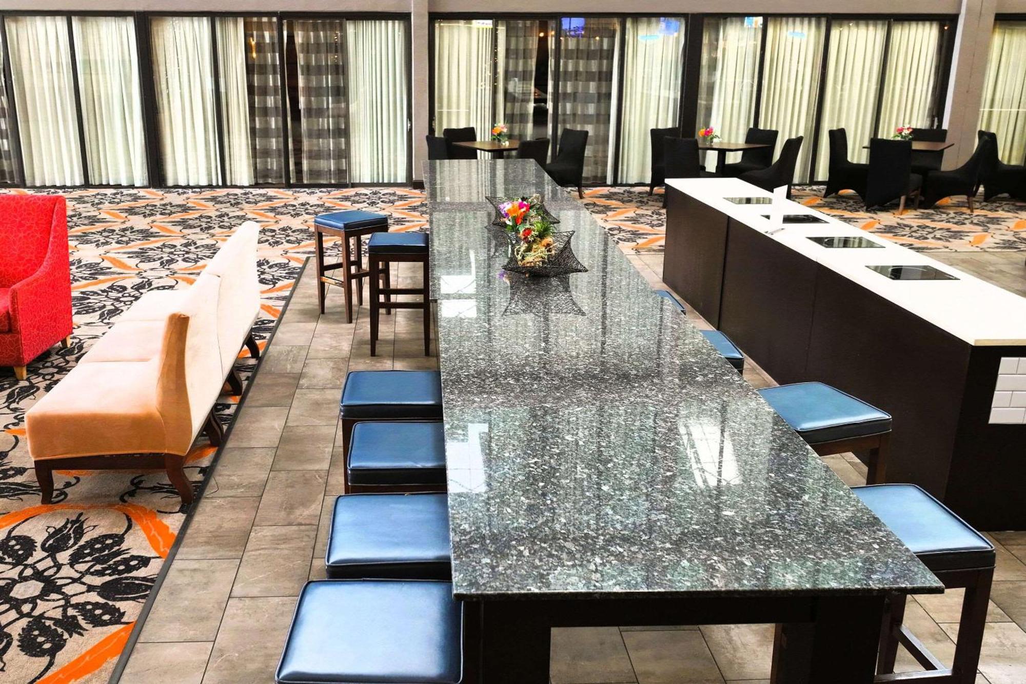 The Great Rivers, Ascend Hotel Collection Alton Exteriér fotografie